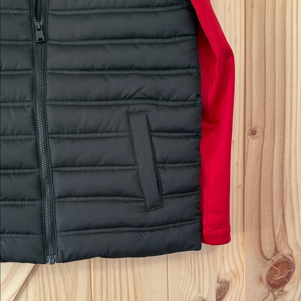 Jordan Black and Red Kids Puffer Jacket - Picture 4 of 9